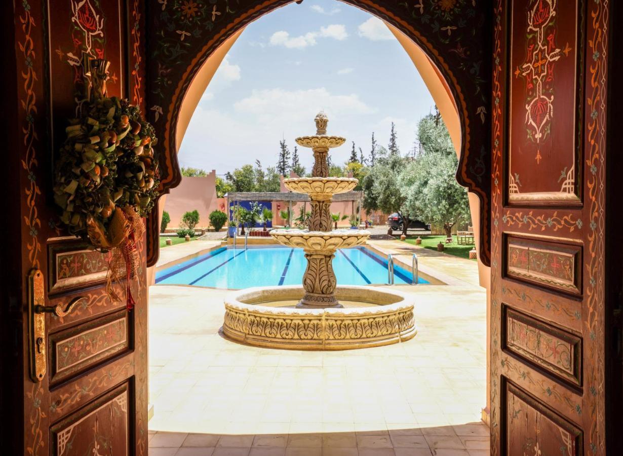 Tiguemine Sarah Hotel Douar Akkara Exterior photo