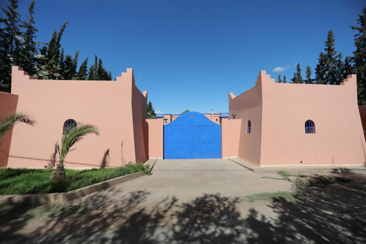 Tiguemine Sarah Hotel Douar Akkara Exterior photo